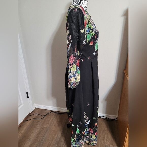 Beautiful black floral and butterfly maxi dress - Picture 2 of 6